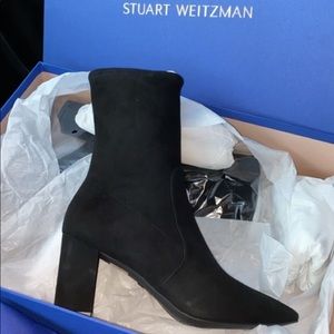 Stretch suede booties